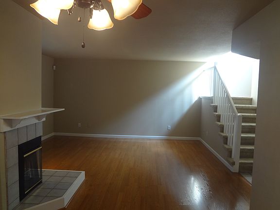 5th image of 9166 Madison Green Ln