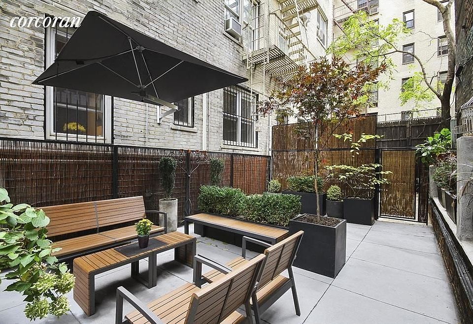 1st image of 210 W 19th St APT 1G