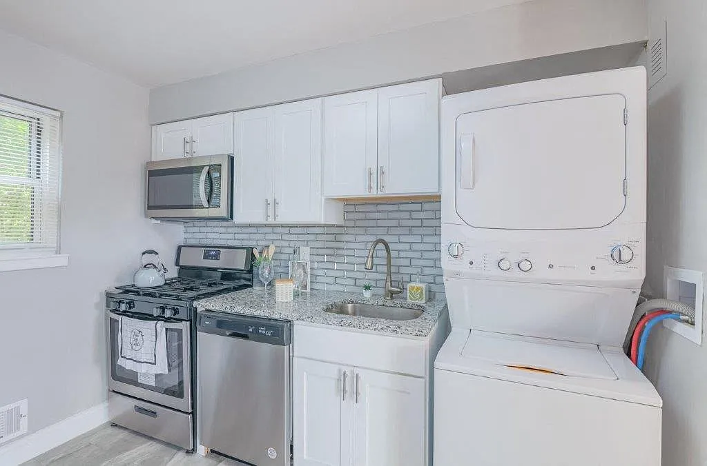 Mt. Arlington Gardens Apartment Homes — Photo 2