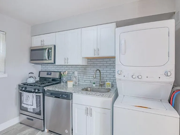 Mt. Arlington Gardens Apartment Homes — Photo 2