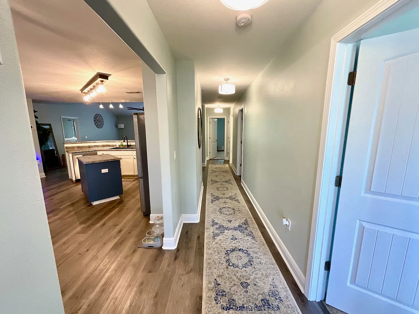 Beautiful Pet Friendly 4bed/2Bath Navarre Home — Photo 4