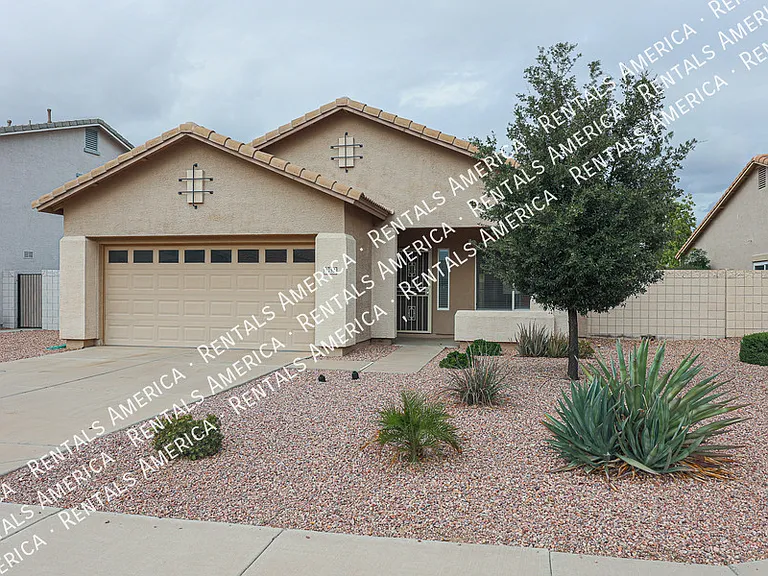 3752 E Woodside Way — Photo 1