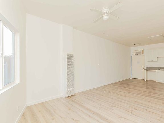 3rd image of 8235 Whittier Blvd #5