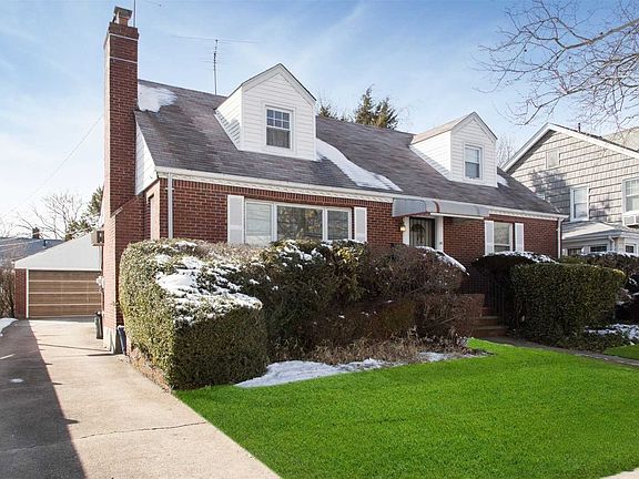 2nd image of 14 Campbell Ave