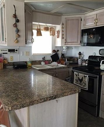 4th image of 4581 Sawmill Dr E