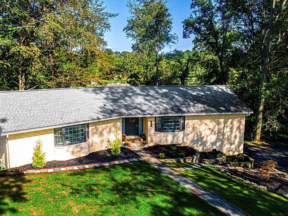 5th image of 1505 Marboro Ct