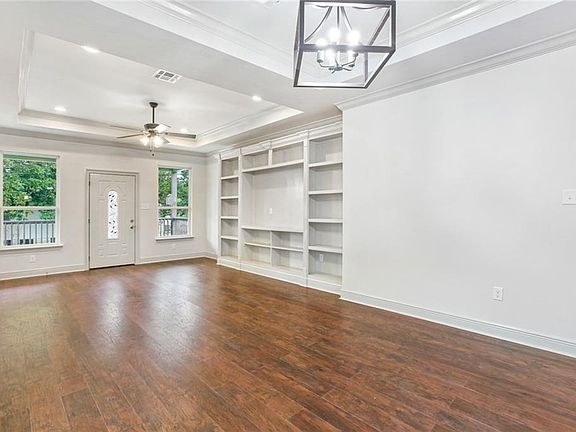 3rd image of 2606 Music St