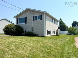 20 Dickey St, Amherst, NS B4H2H9