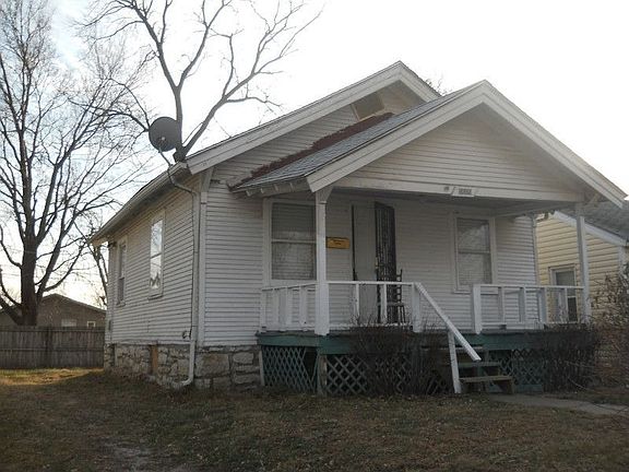 4th image of 5605 Paloma Ave