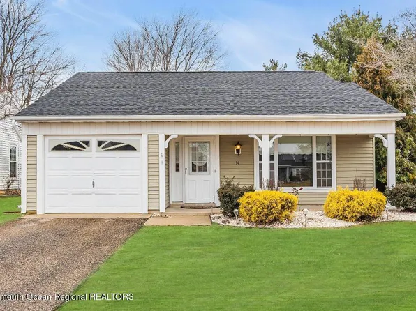 14 Appleby Place, Manchester, NJ 08759