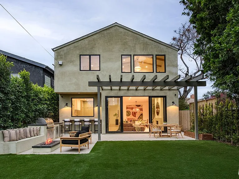 1016 Palms Blvd — Photo 1