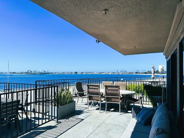 1235 Parker Pl Unit 1M, San Diego, CA 92109