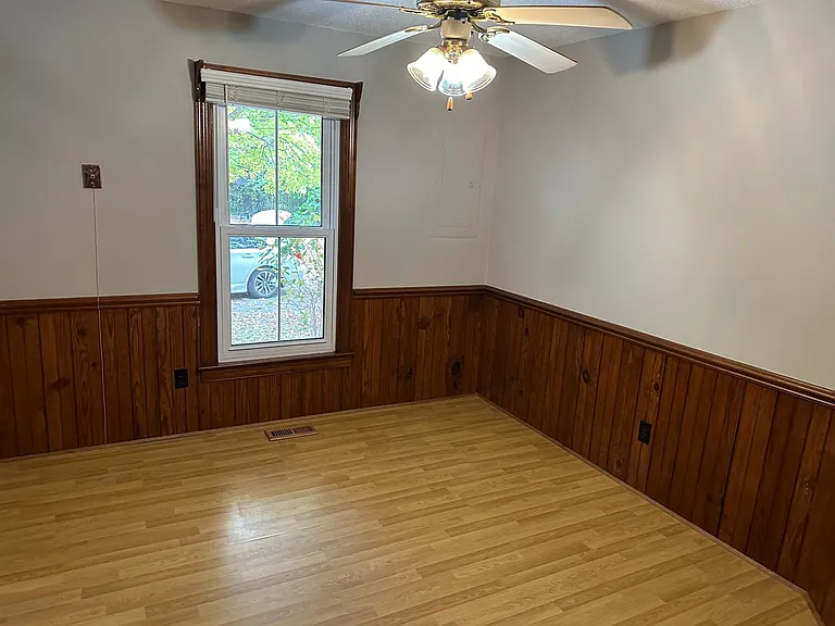 1260 Andrews Rd — Photo 11