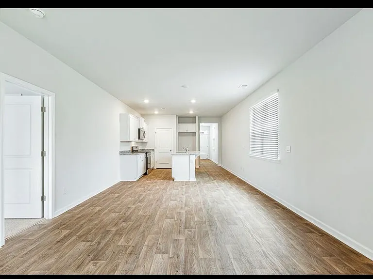 620 Ladywood Dr — Photo 9