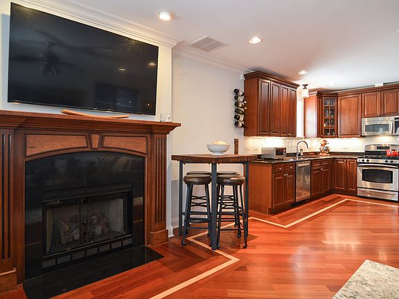 Kitchen / Breakfast Room