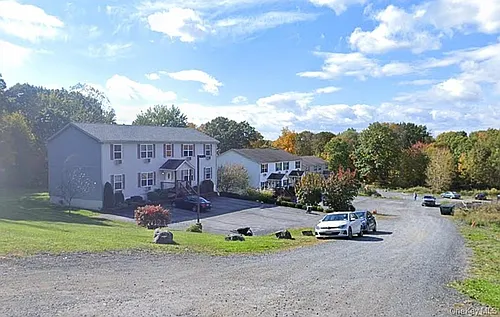 698 South St #1 Photo 1