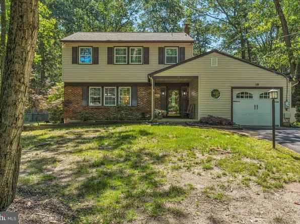 19 Oniontown Rd, Medford, NJ 08055