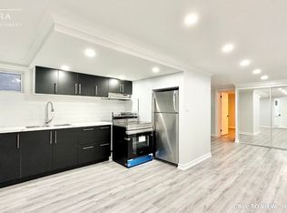 6 Exbury Rd #2, Toronto, ON M3M1P5