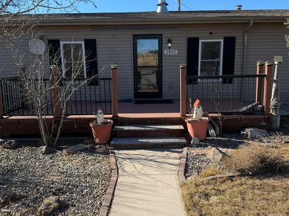 3902 Foster Ave, Cheyenne, WY 82001