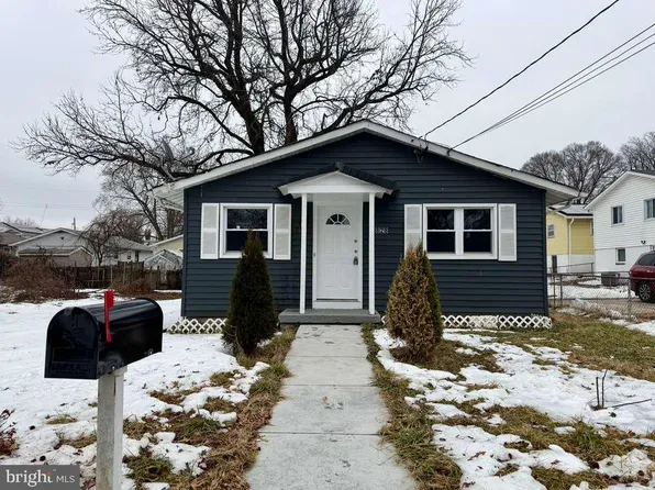 828 Clovis Ave, Capitol Heights, MD 20743