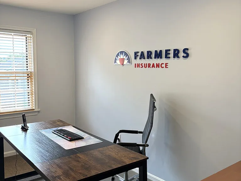 1304 Vincent Pl — Photo 12