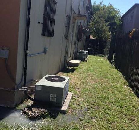 5th image of 1319 NW 60th St APT 1