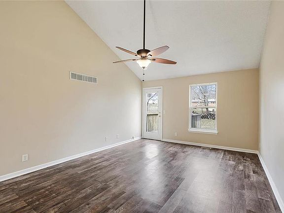 2nd image of 1000 NE 82nd Ter
