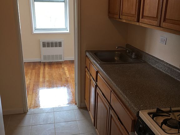 2nd image of 3395 Nostrand Ave APT 4N