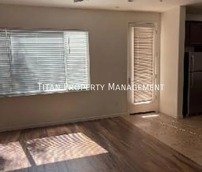 1904 Ellesmere Loop — Photo 16