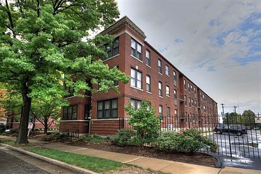 1st image of 615 Clara Ave APT 3