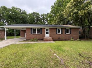 841 Pinewood Dr, Whiteville, NC 28472