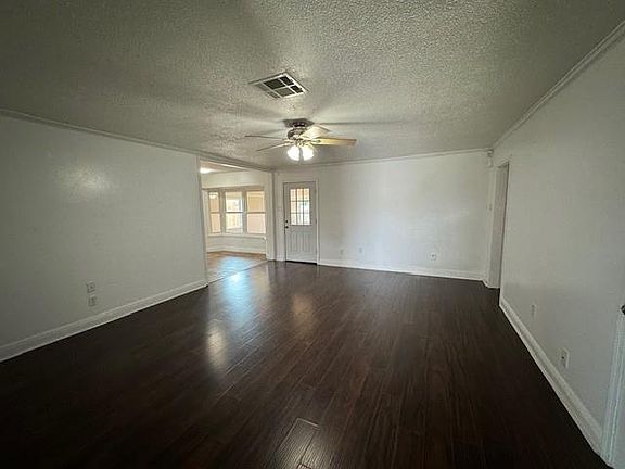5th image of 2217 Stall Dr
