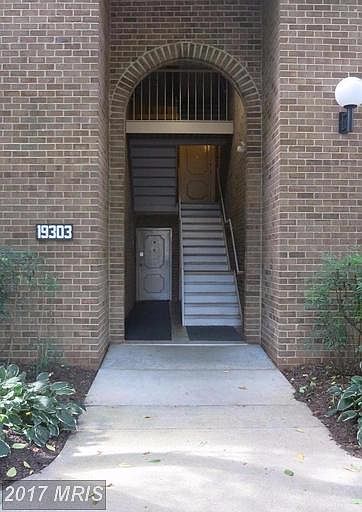 Welcome to 19303 Club House RD.