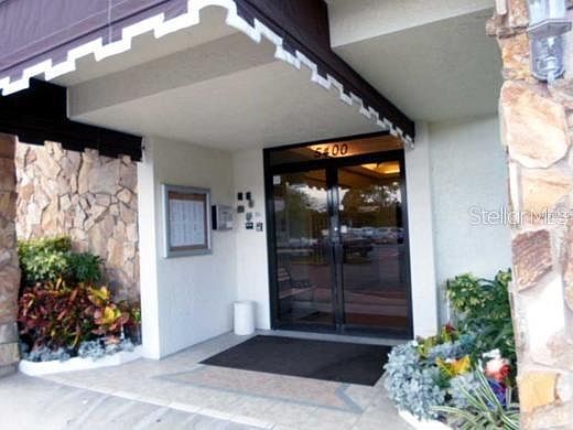 3rd image of 5400 Park St N APT 405