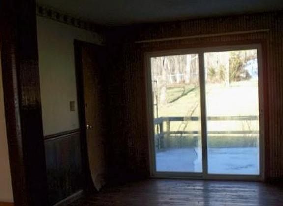 5th image of 439 Vernon Dr
