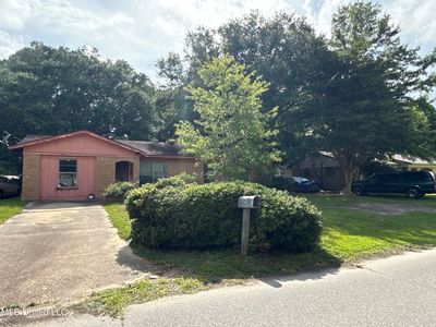 2617 State St, Gautier, MS, 39553