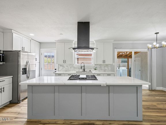3rd image of 38808 Juniper Tree Rd