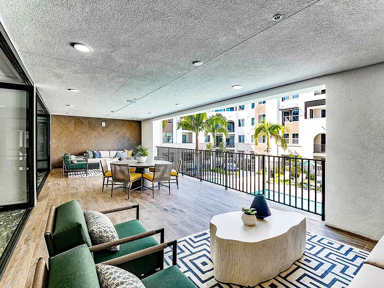 TownCenterAmenities-76LR