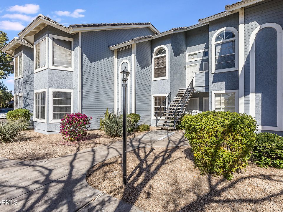 1st image of 2910 W MARCONI Avenue #105