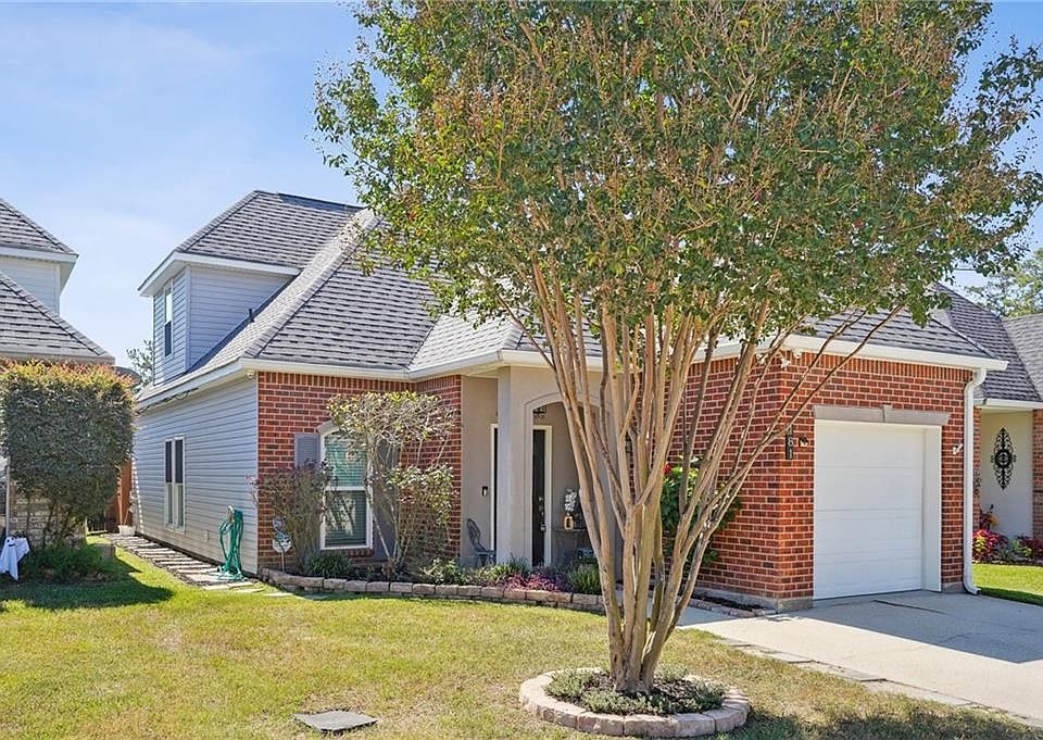 1st image of 181 Emerald Oaks Dr