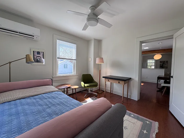 210 Warren St — Photo 18