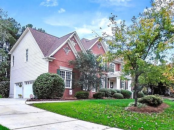 3rd image of 3433 Savannah Hills Dr