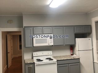 12 Acorn St #3, Lynn, MA 01902