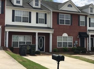 92 Chastain Cir, Newnan, GA 30263