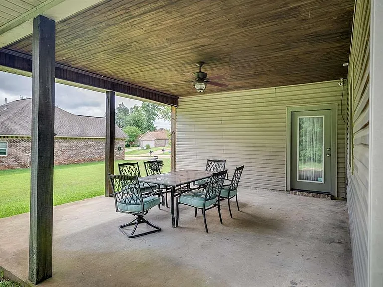 182 Markia Dr — Photo 3