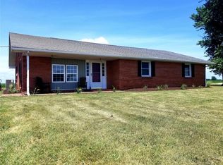 1628 Brighton Bunker Hill Rd, Brighton, IL 62012