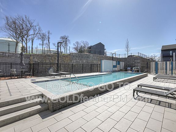 5th image of 600 E Trinity Ln #10