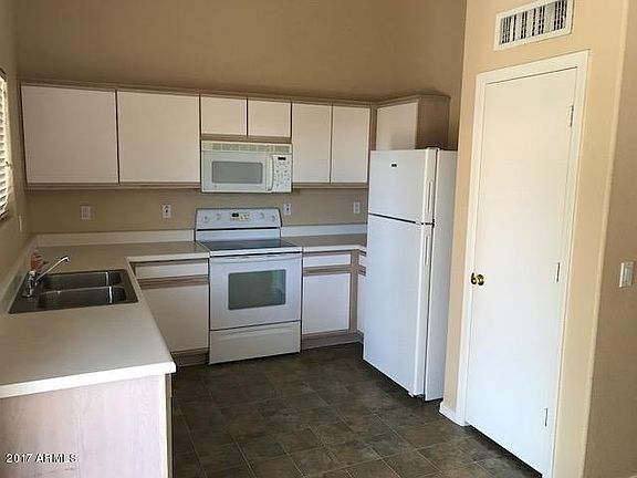 3rd image of 15023 W Kings Dr