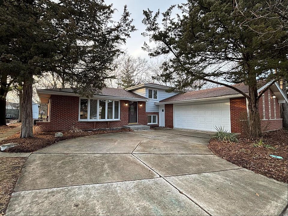 1st image of 7104 Blackburn Ave