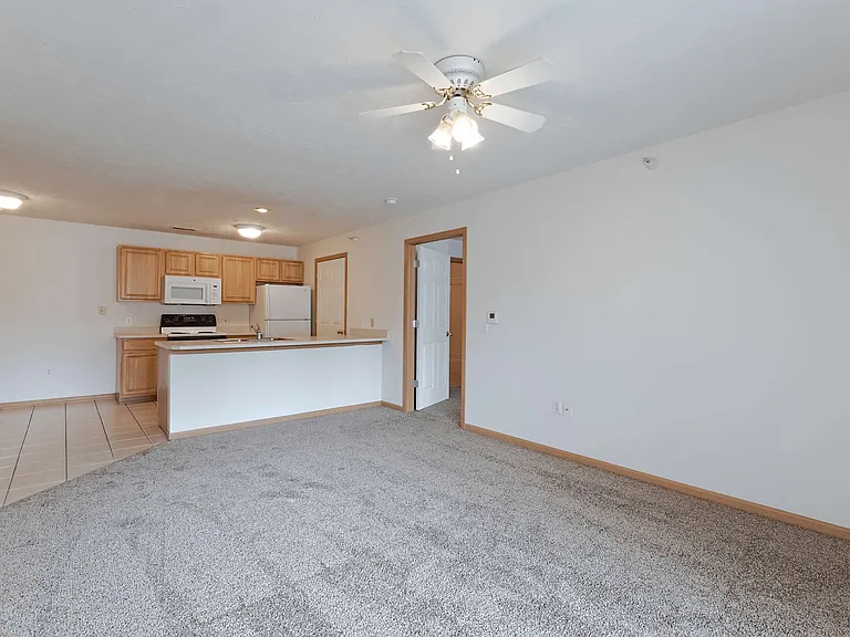 Park Ridge Apartments — Photo 29